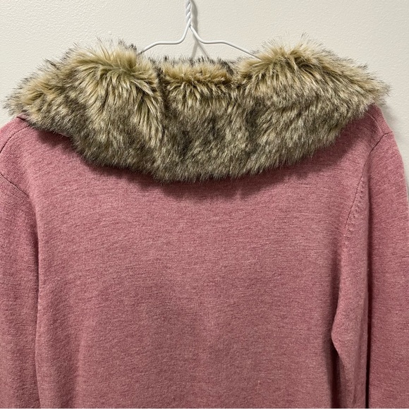FAUX FUR TRIMMED PINK CASHMERE BLEND CARDIGAN - Picture 7 of 10